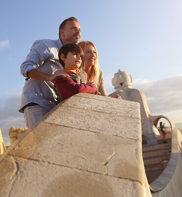 visit pedrera day and night casa mila