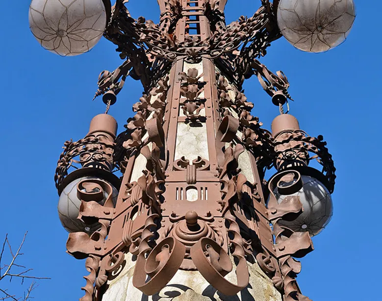 Mobiliari Comillas Gaudí