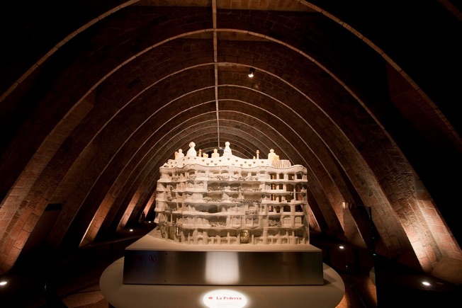 visit altre pedrera attics mock-up