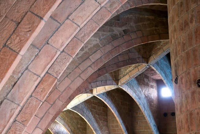 visita pedrera awakening arcos desvan