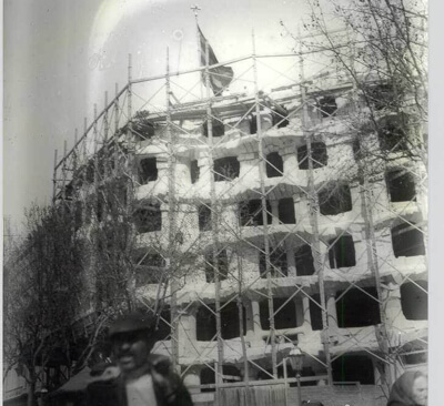 cronologia pedrera fachada construçao bcn