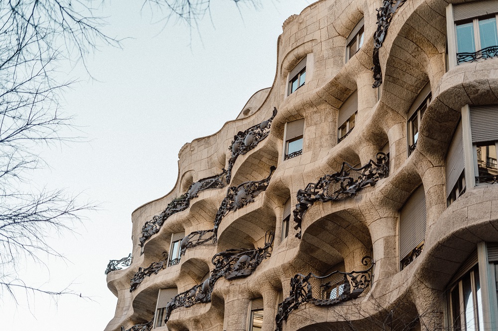 Celebrate Qingming Casa Milà